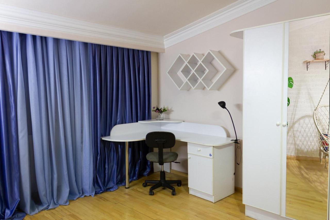 Loft Home In City Center Erivan Exterior foto